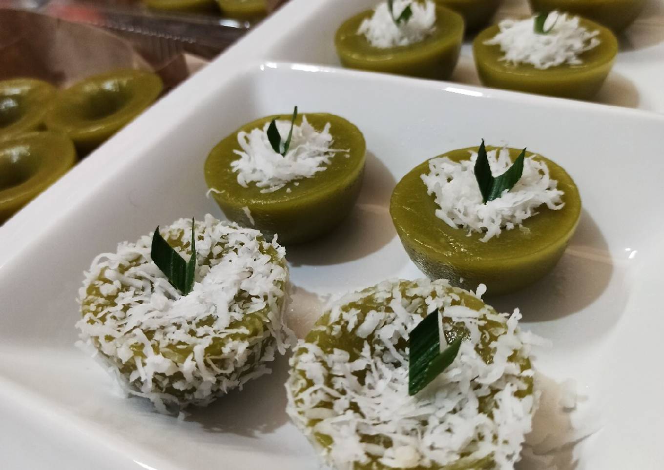 Kue Lumpang Pandan / Kue Ijo