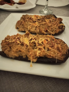 Una foto de Berenjenas rellenas de atún Mambo
