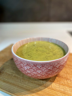 Una foto de Crema de calabacín y puerro