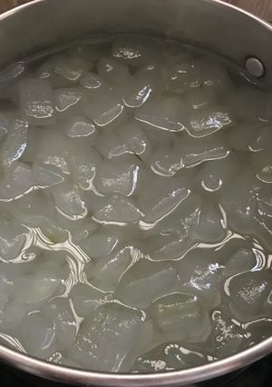 รูปของ ว่านหางจระเข้ในน้ำเชื่อม