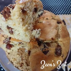 A picture of Date and Nut Cake.