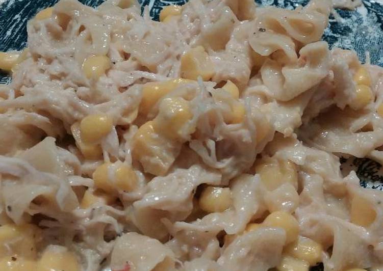 Recipe of Speedy Crockpot Chicken N Noodles