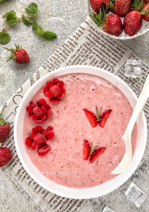 Foto resep Banana-strawberry Smoothies