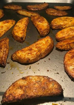 A picture of Baked Potato Wedges.