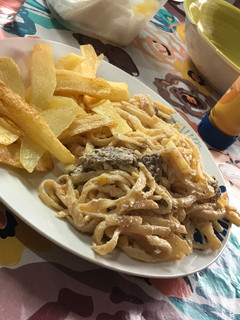 Una foto de Fideos con salsa blanca 😍