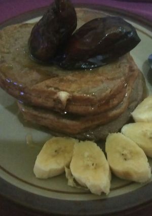 Foto resep Dates pancake with honey sauce