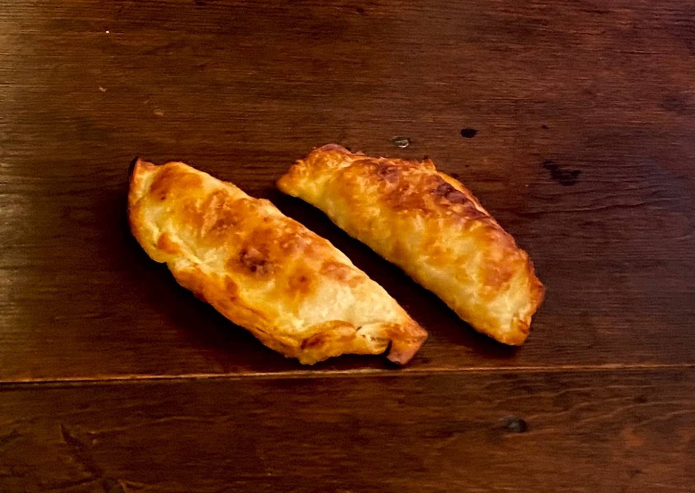 Empanadas de manzana acaramelada