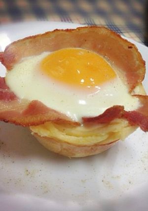 รูปของ Bacon & egg in toast cup