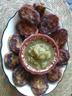 Una foto de Tortitas de plátano para botana