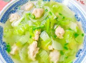 Hình của món Canh cải thảo nấu giò sống.