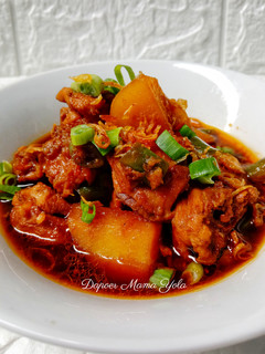 Foto resep Semur Ayam & Kentang (Menu Keluarga & MPASI 16m+)