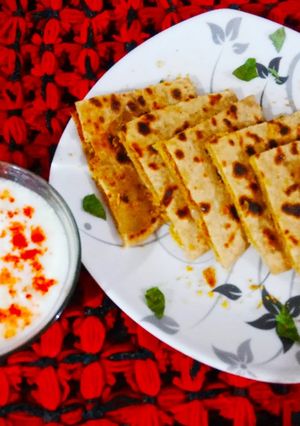 A picture of Sattu ka paratha.