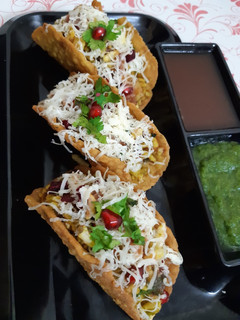 હોમ મેડ ટાકોઝ ચીઝ ચાટ🌮 રેસીપી મુખ્ય ફોટો