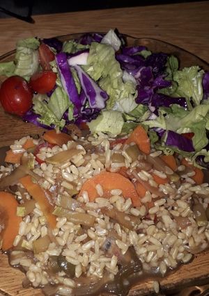 Una foto de Arroz Yamaní con Verduras salteadas