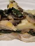 Chicken with spinach and mushrooms