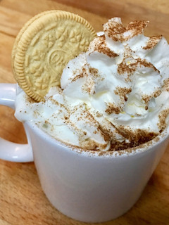 Una foto de Mug cake de Oreos golden