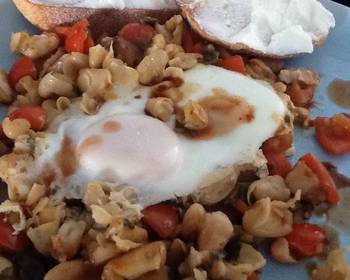 Easy Making Recipe Popped breakfast beans w tomatoes and egg Delicious Simple