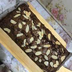 A picture of Chewie brownies panggang.