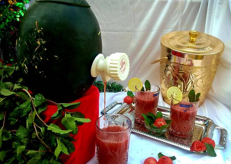 Recipe of Award-winning Watermelon mint cooler
