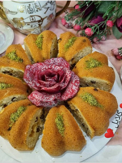 عکسی از دستور کیک کشمشی 😋