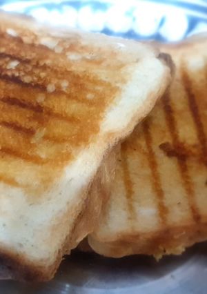 A picture of Malai veg sandwich.