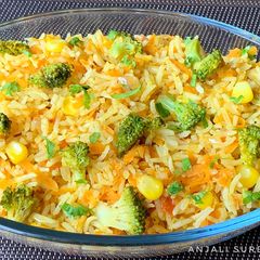 A picture of Broccoli & Veg Fried Rice !!.