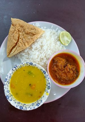 মাছের ঝোল (macher jhol recipe in Bengali) রেসিপির প্রধান ছবি