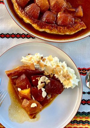 A picture of Tarte Tatin.