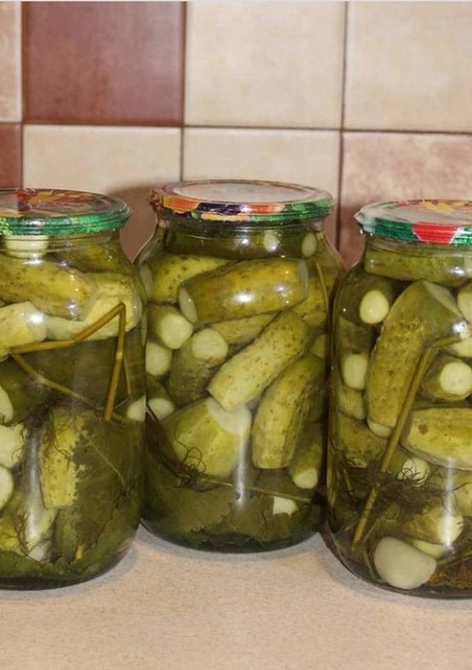 Мариновані огірки🥒 Смачні та хрумкі консервовані огірки