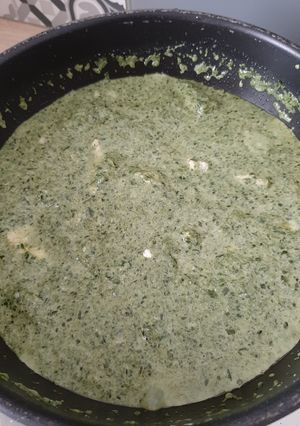 Une photo de Poulet aux epinards