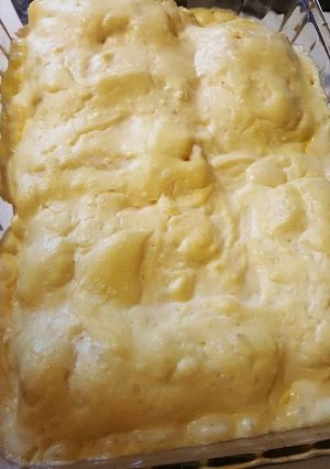 A picture of White chicken burrito casserole.