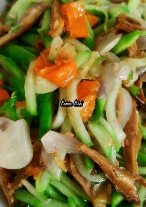Foto resep Oseng labu siam teri pedas
