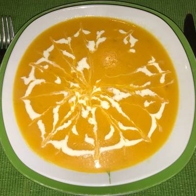 Crema de tomates amarillos Receta de Patricia Quiroga Newbery- Cookpad