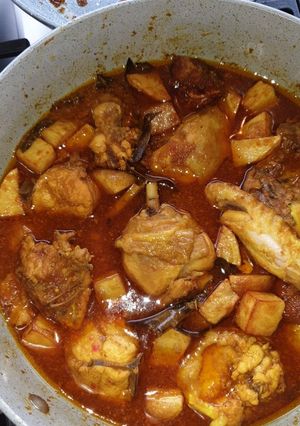 Foto resep Semur Ayam Kecap Kentang
