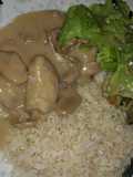 Pollo en crema de hongos