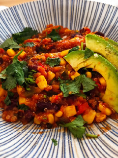 Una foto de Chili vegano (con quinoa)