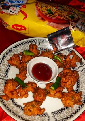 A picture of Crispy Maggi veg bhajiya.