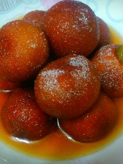 রাঙাআলুর গোলাব জামুন(Ranga aloor gulab jamun recipe in Bengali) রেসিপির প্রধান ছবি