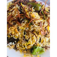 A picture of Qeema lobiya pulao.