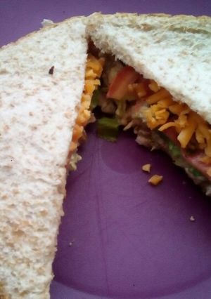 A picture of Quick chicken mayo sandwich.
