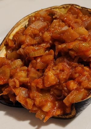 Foto di Barchetta di melanzana ripiena vegan!