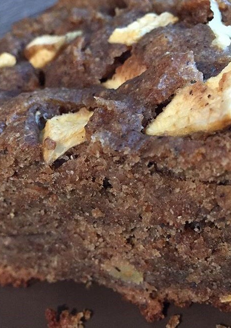 Una foto de Bizcocho glutenfree de manzana