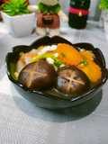 ซุปเต้าหู้ถั่วเหลืองหลอดเห็ดหอม
