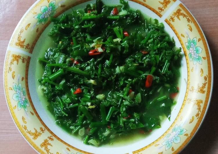 Sayur Paku Manado (Pakis)