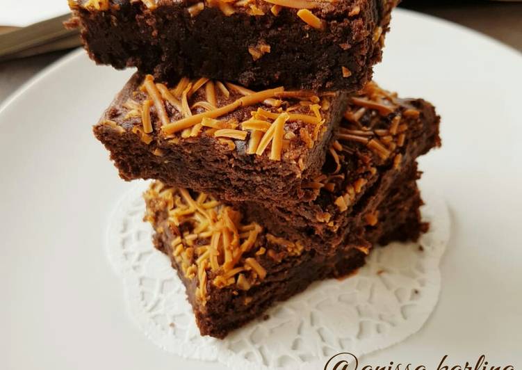 Choco Cheese Chewy Brownies