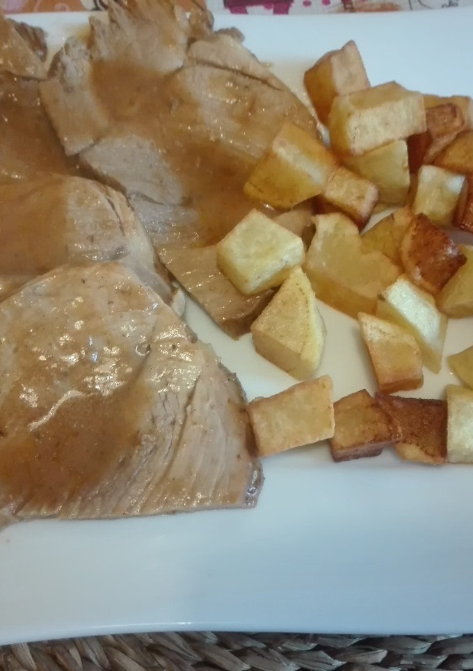 Una foto de Jamón asado en cazuela