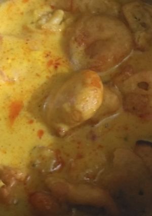 A picture of Kadhi pakoda.