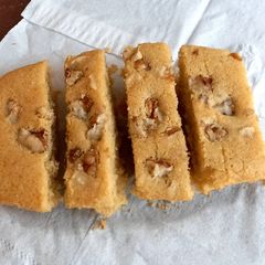 Walnut cake, whole wheat flour sa A picture of Walnut cake, whole wheat flour sa.