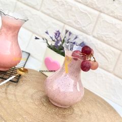 A picture of Grape smoothie.
