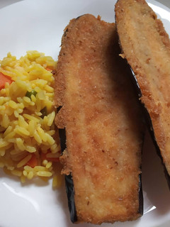 Una foto de Milanesas de berenjena, sin gluten y sin huevo... con aquafaba!